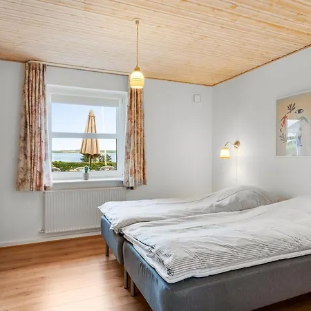 Holiday home Erja - 300m To The Fjord By Interhome