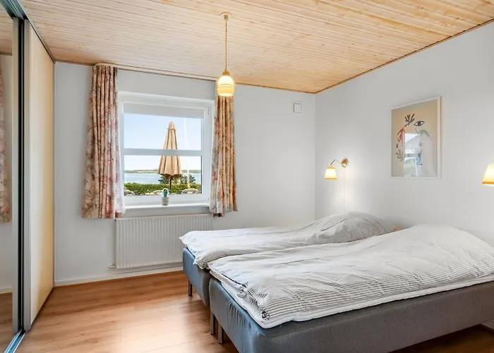 Holiday home Erja - 300m To The Fjord By Interhome